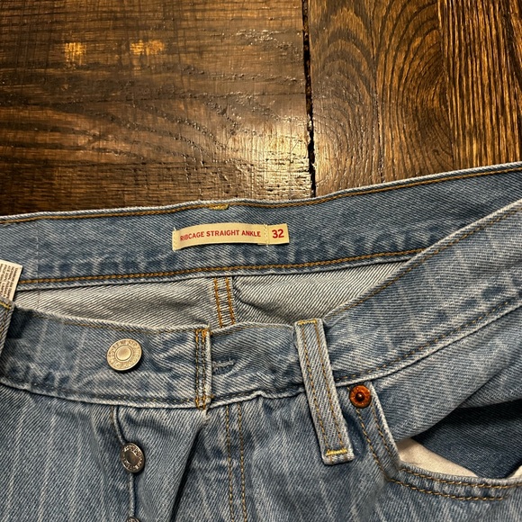 Levi’s pinstripe ankle crop jeans size 32 - Picture 2 of 3